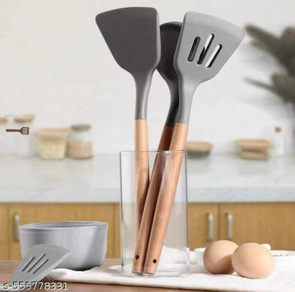 The Culinary House Spatula Set of 3 – Heat Resistant, Non-Stick, BPA-Free, Flexible Cooking Utensils with Wooden Handle for Baking, Mixing, and Stirring – Kitchen Tools (Grey)